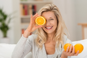 Il benessere durante la menopausa: l&#039;importanza dell&#039;alimentazione e della fitopratica